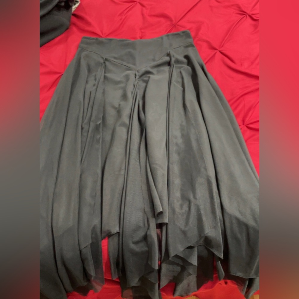 Zipper skirt